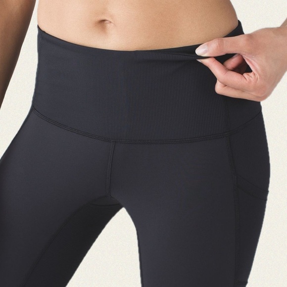 Lululemon Seek The Heat Crop - Picture 4 of 9
